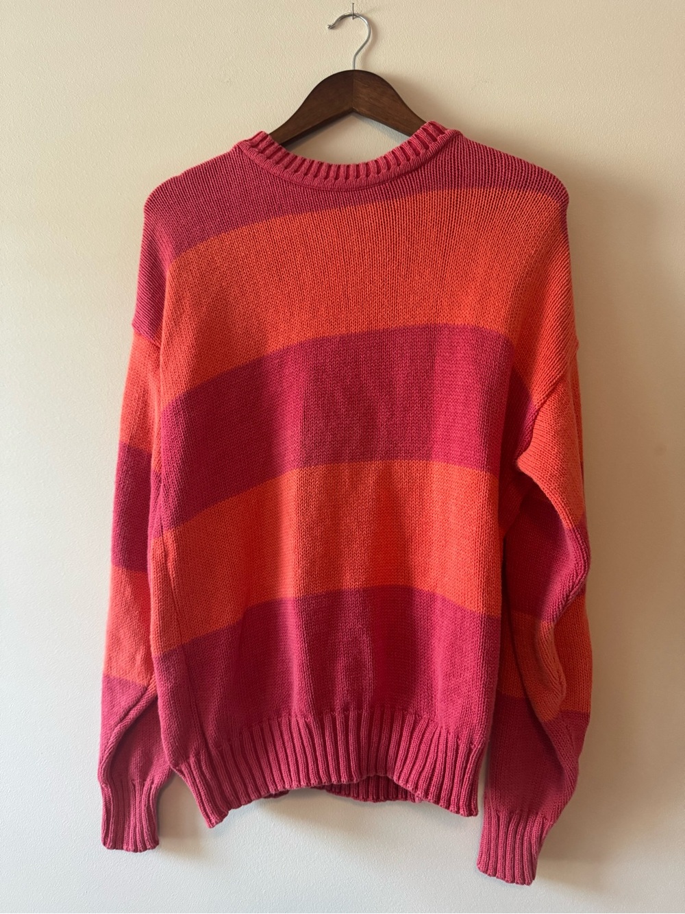 Authentic sweater - Picture 2 of 6